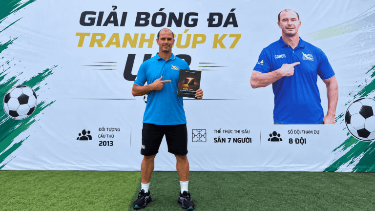 Từ sân cỏ đến lớp học: Khi câu chuyện của Huỳnh Kesley Alves tiếp tục đồng hành cùng The Good King